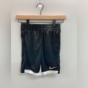 Kid’s Nike Trophy Shorts Black Small